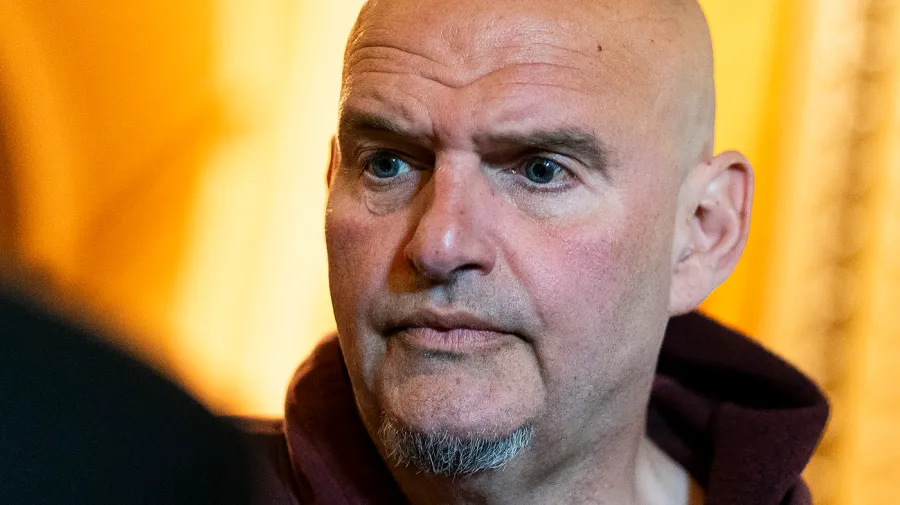 Fetterman: Platner değişim görüşmelerinde 'kendini ayrıcalıklı' hissediyor