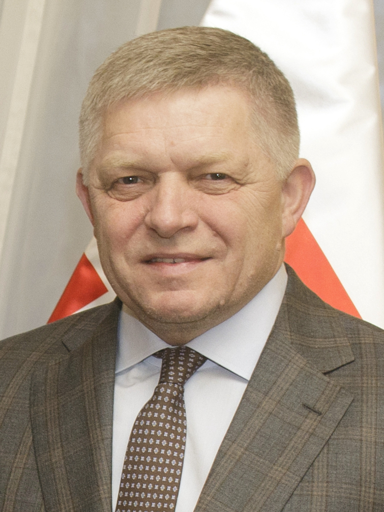 Fico'dan Çıplak Trump Heykeline Sert Eleştiri: AB'nin Çöküşünün Sembolü