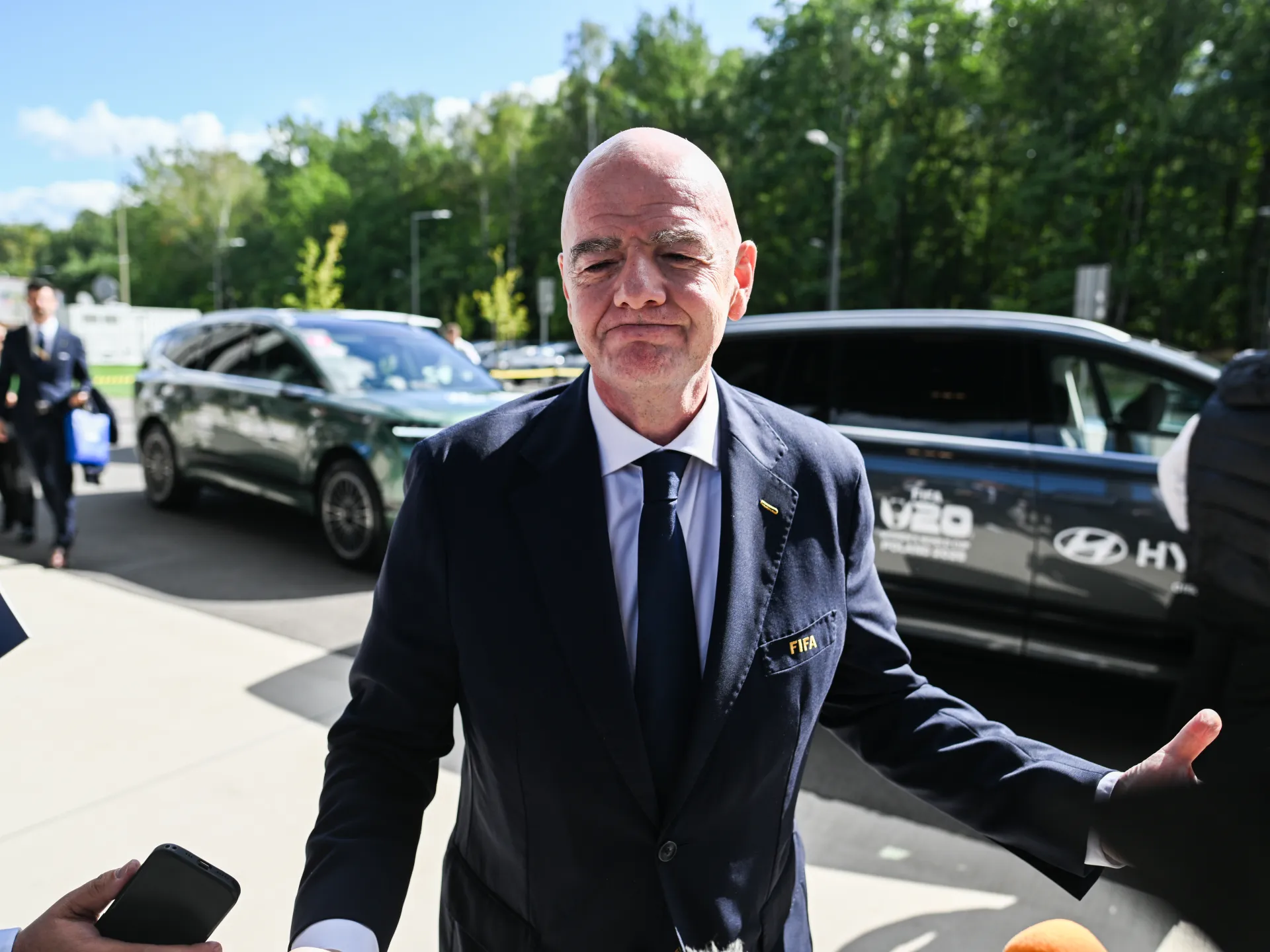 FIFA'ya Kadın Futbolu Takvimi Suçlaması