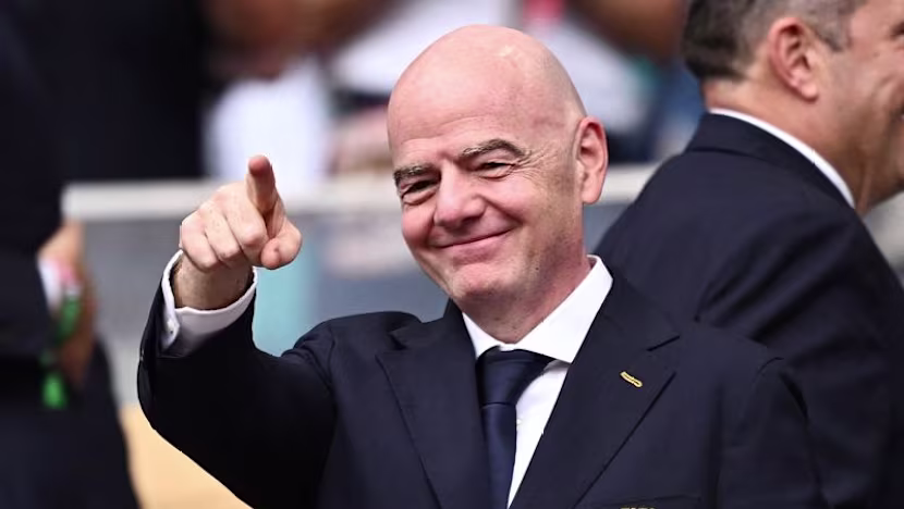 FIFA krizi büyüyor: Galler, Infantino'ya desteğini çekti