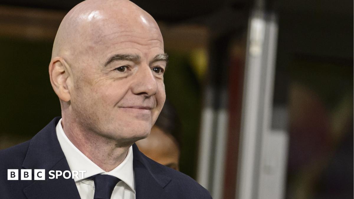 FIFA, UEFA'yı 'yanlış bilgilendirme kampanyası' ile suçladı