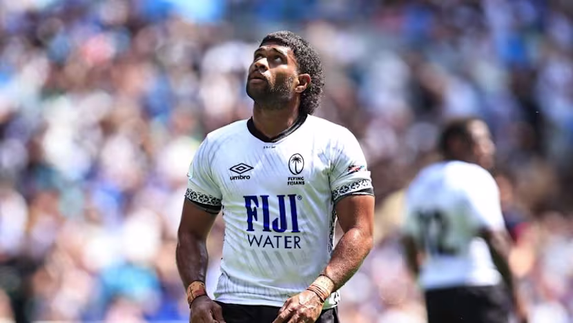 Fiji'li Kuruvoli'ye Genge müdahalesi cezası: İskoçya maçı yok