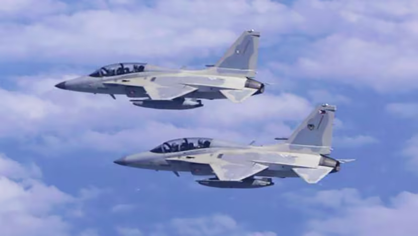 Filipinler’de İki Eğitim Uçağı Düştü: 4 Pilot Hayatını Kaybetti
