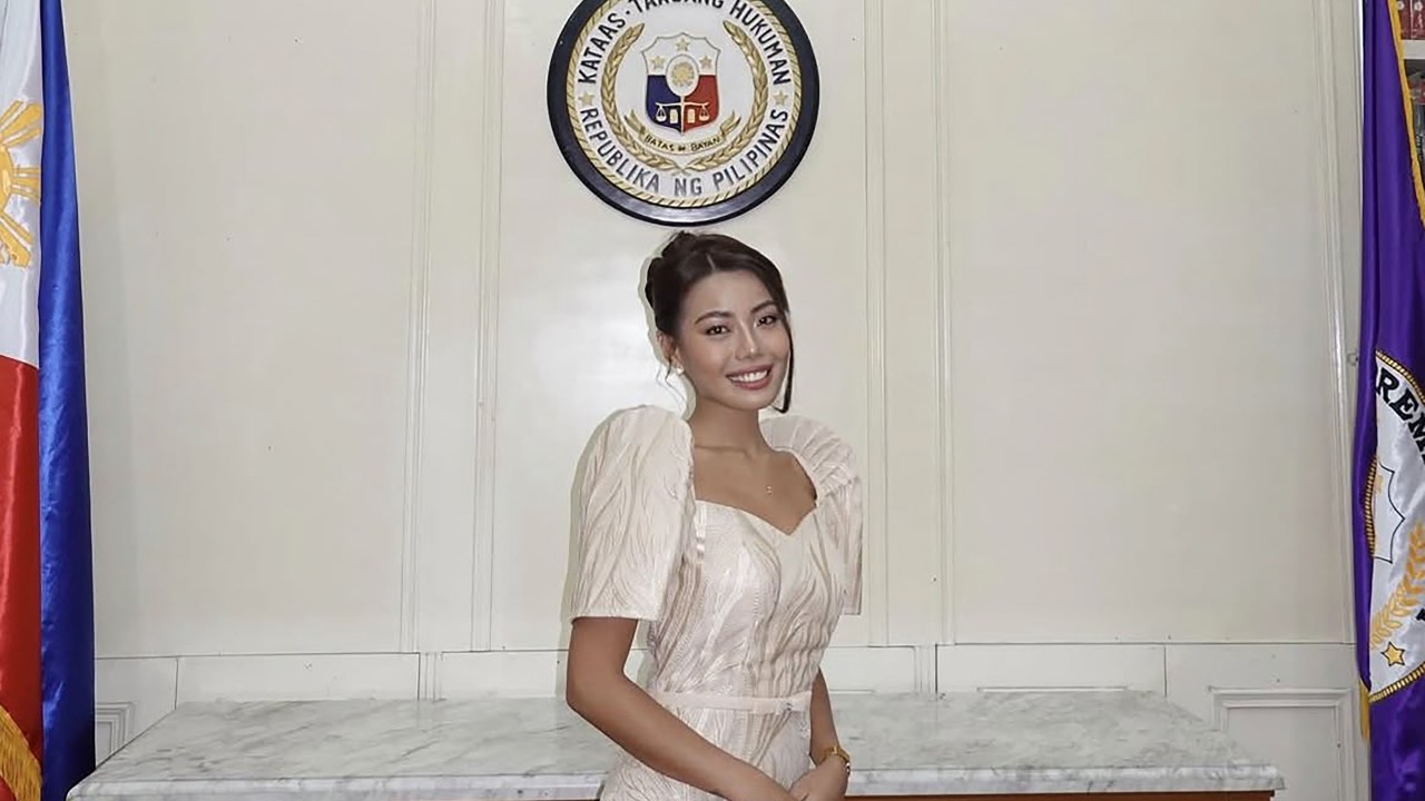Filipinler'de 'nepo bebek' tartışması: Gen Z sosyete üyesi yoksul komiseri oldu