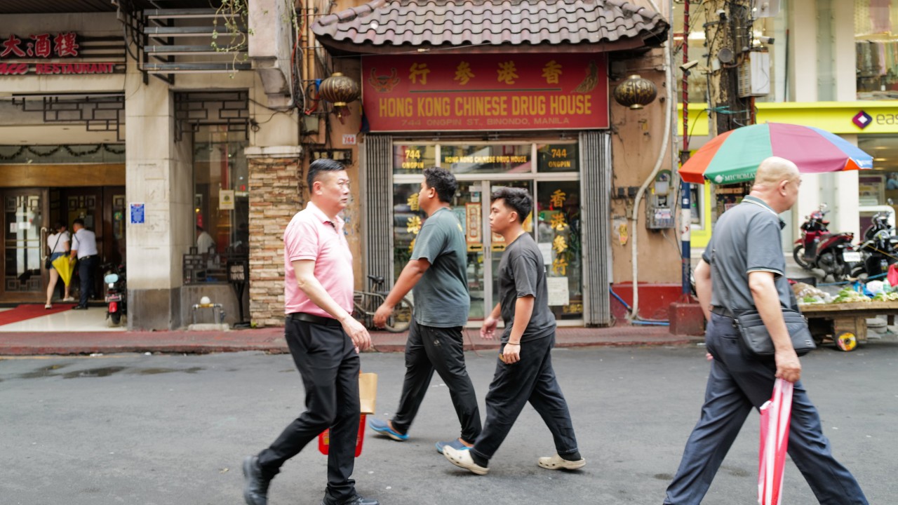 Filipinler'de Çin karşıtlığı deprem yardımıyla azalıyor