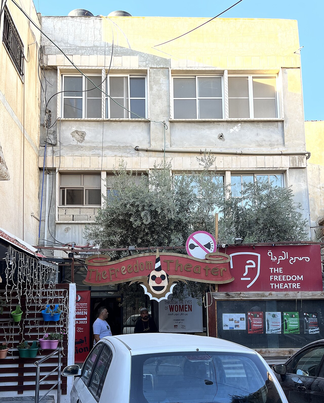 Filistin tiyatrosunu direnişe dönüştüren babam