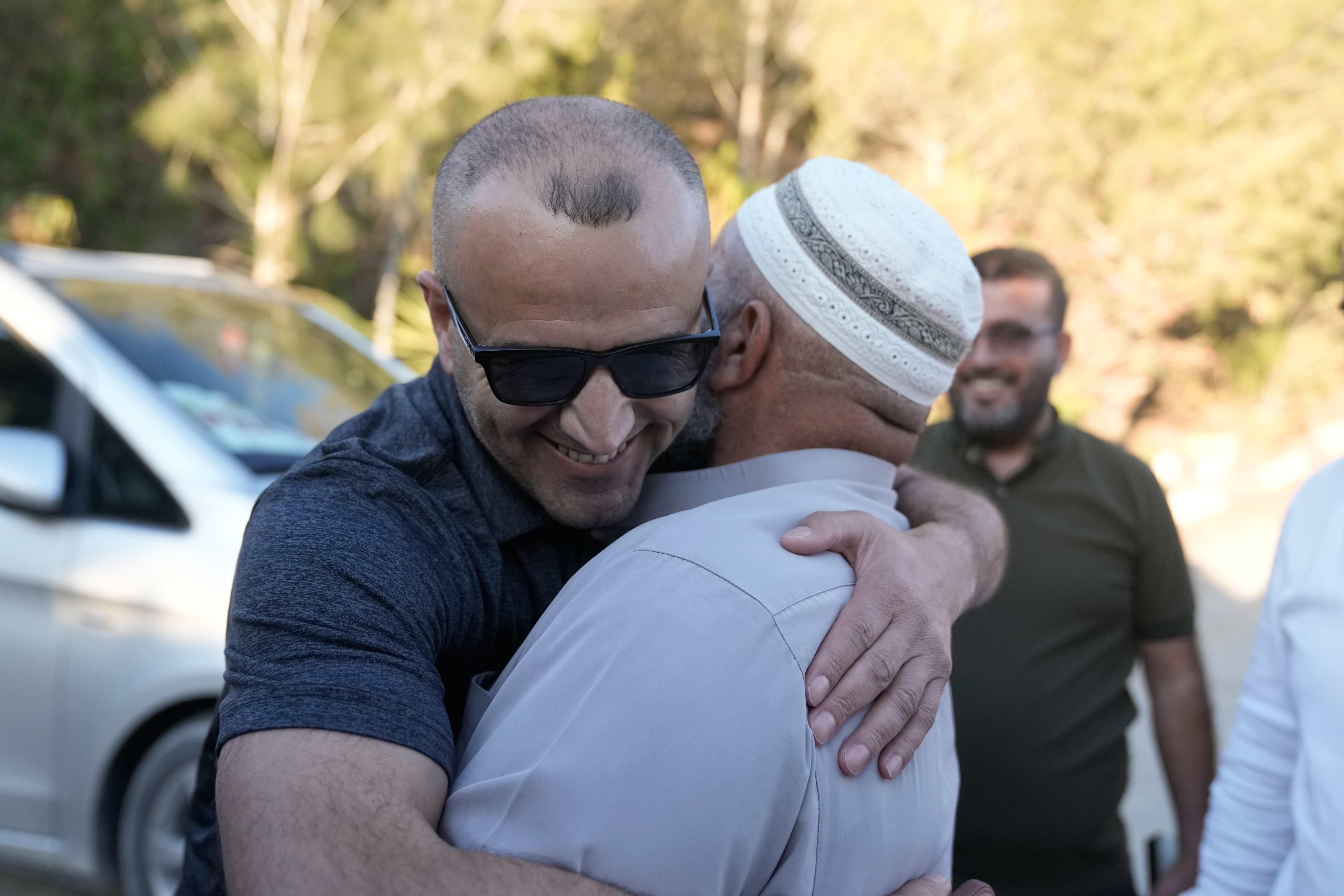 Filistinli Amerikalı Batı Şeria'daki evine geri döndü: Yerleşimci kuşatması sürüyor
