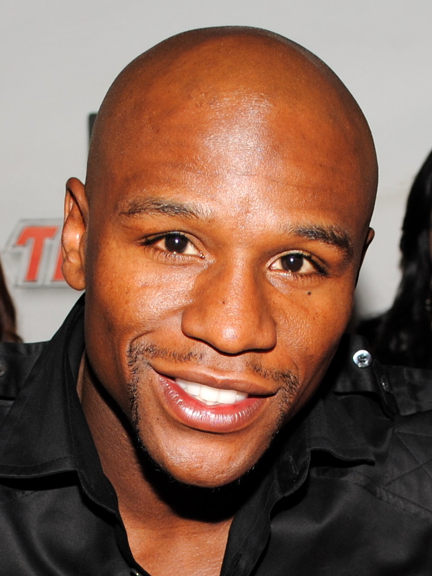 Floyd Mayweather, Saat Alışverişinde Karşılıksız Çekle Suçlanıyor