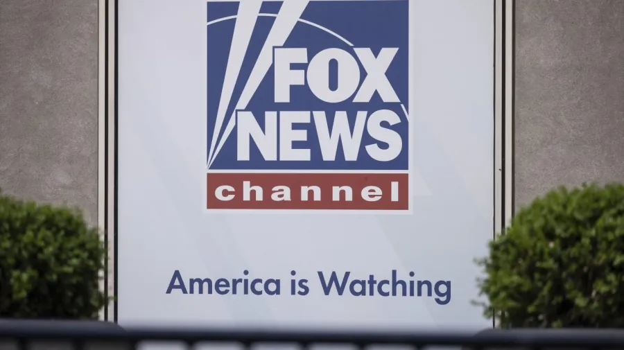 Fox News yorumcuları Trump'ın CNN, MSNOW ve Politico yasağına tepki gösterdi