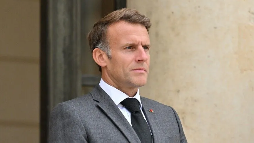 Fransa Cumhurbaşkanı Macron Körfez Turuna Kuveyt'te Başladı