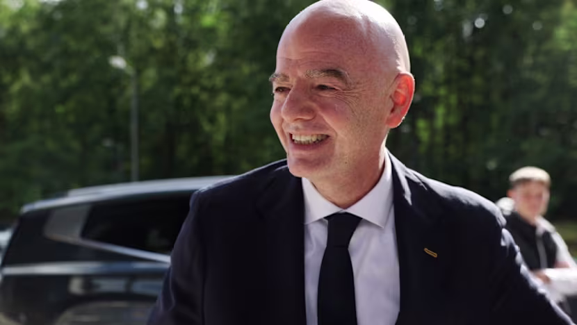Fransa Futbol Federasyonu Infantino'ya desteğini çekti
