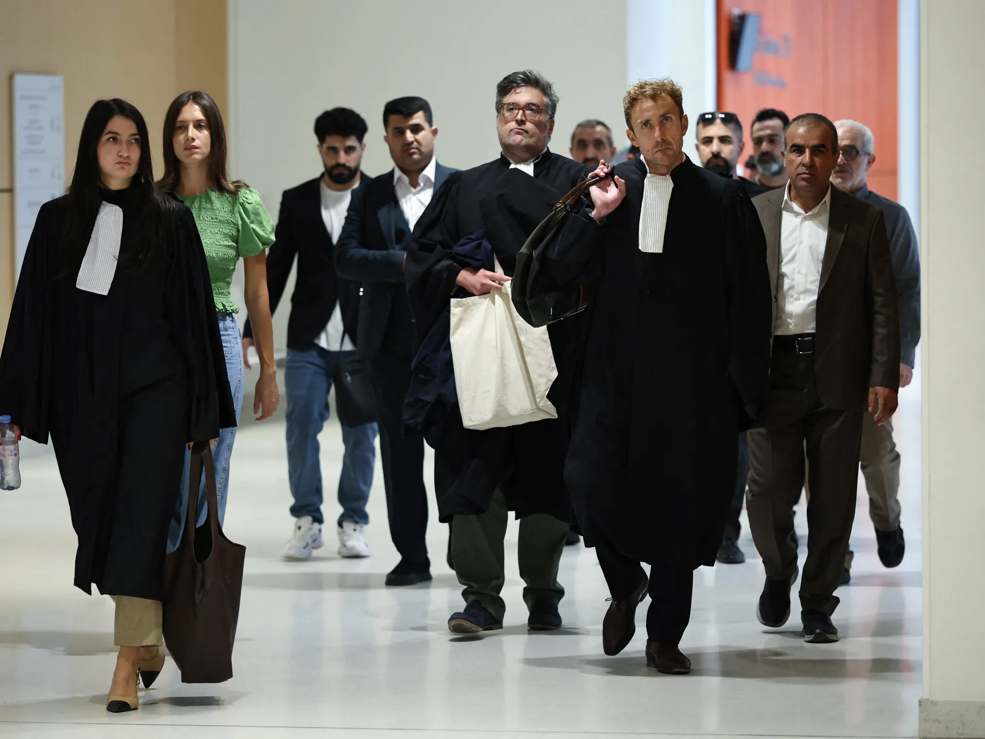 Fransa'da Göçmen Faciası Davası: 14 Sanık Yargı Önünde