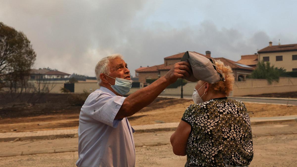 Fransa ve İspanya'da Orman Yangınları: 166 Bin Kişi Tahliye Edildi