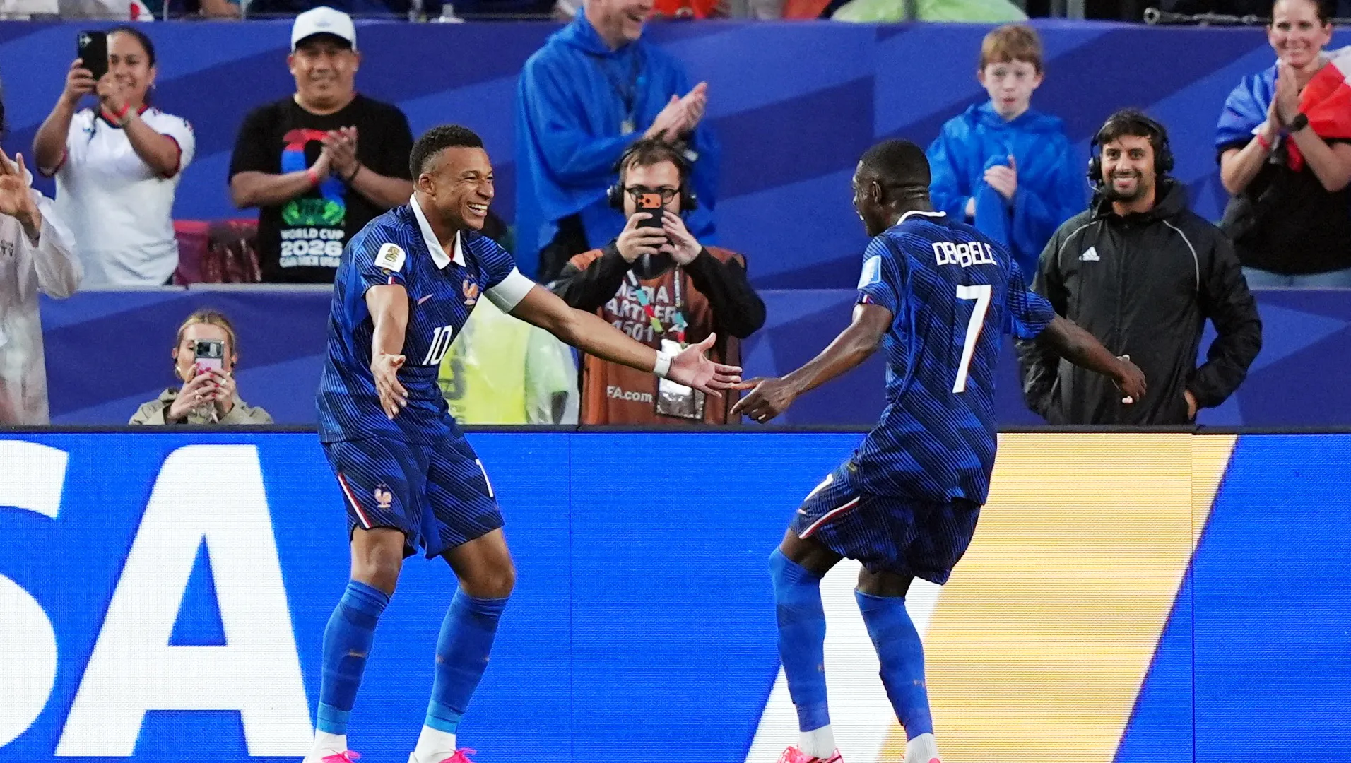 Fransa-İsveç Dünya Kupası Son 32 Turu: Mbappe ve isak Karşı Karşıya