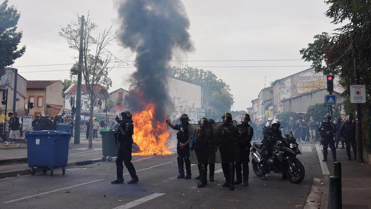 Fransa'da Öğrenci Protestoları: Neden ve Sonuçları