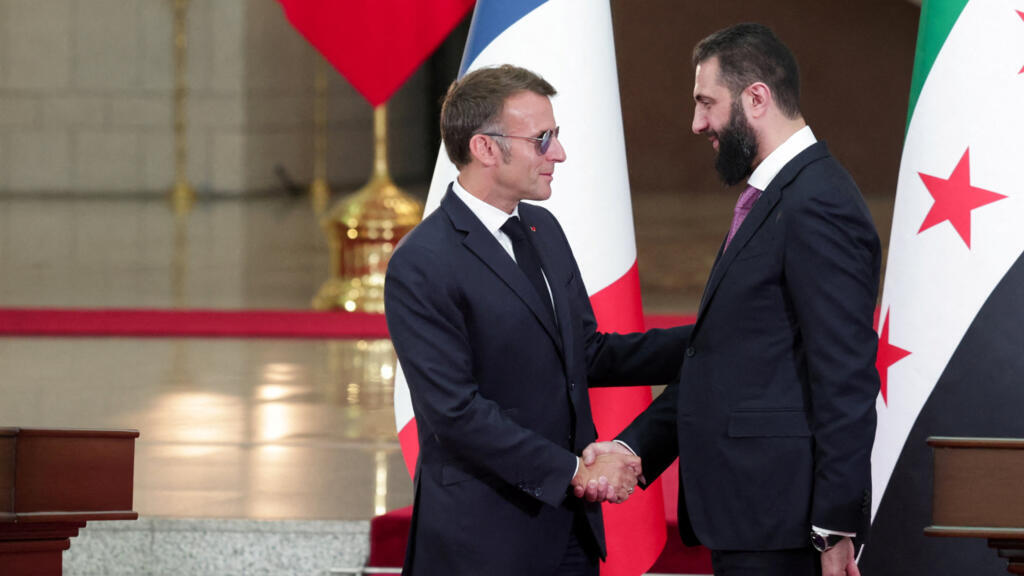 Fransa-Suriye Liderleri Şam'da Ortak Basın Toplantısı Düzenledi