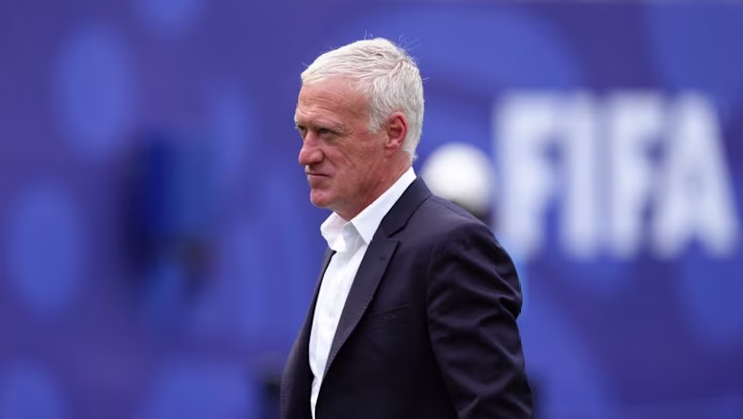 Fransa Teknik Direktörü Deschamps, annesinin vefatının ardından Dünya Kupası'na döndü