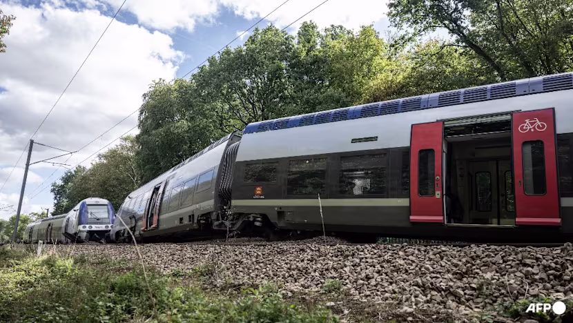 Fransa'da Tren Raydan Çıktı: Polis Sabotaj Şüphesi Üzerinde Duruyor
