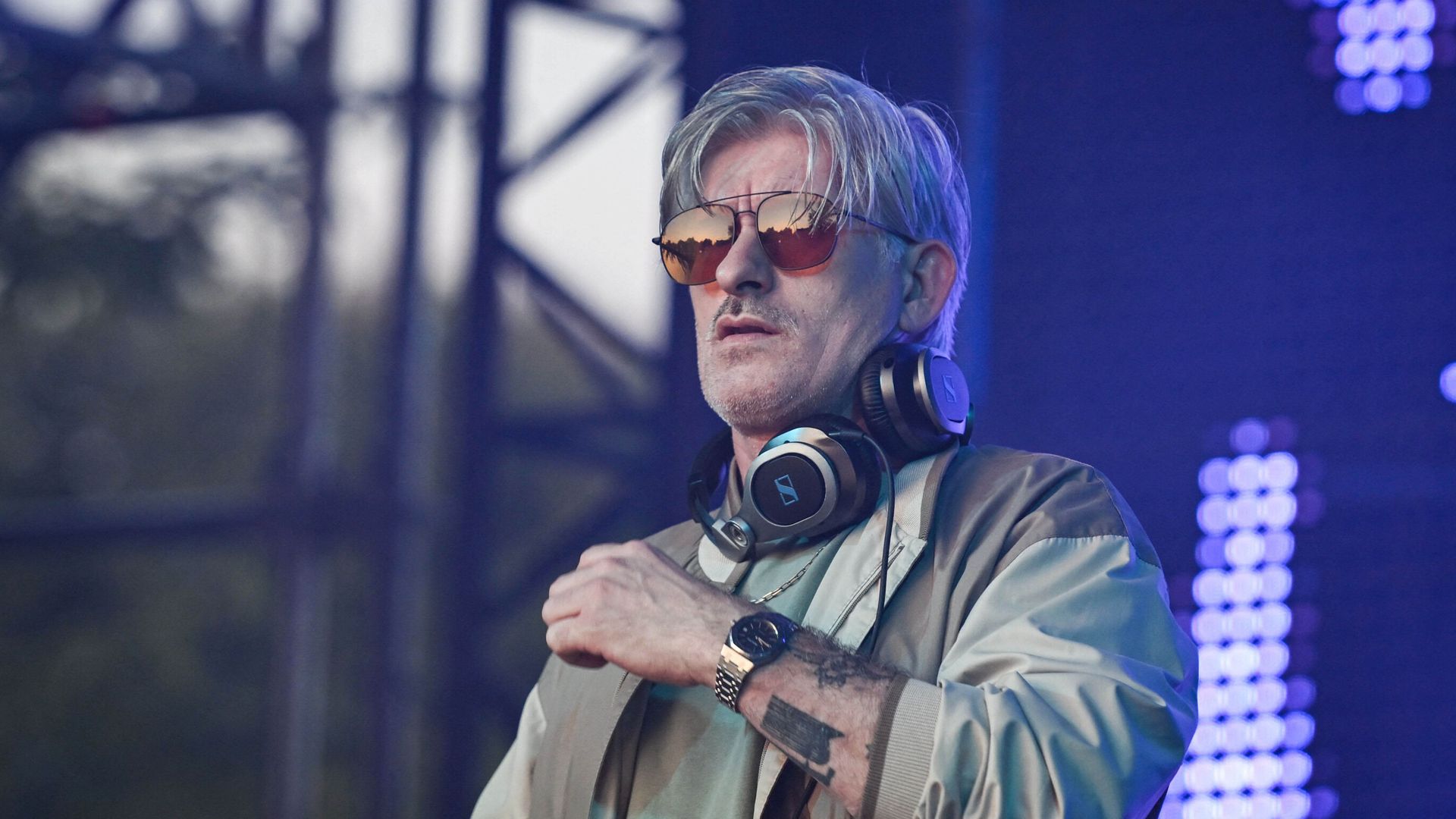 Fransız DJ Kavinsky 50 yaşında hayatını kaybetti