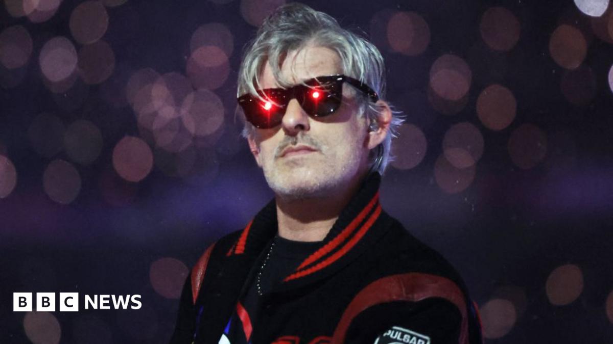 Fransız DJ ve Elektropop Sanatçısı Kavinsky 51 Yaşında Hayatını Kaybetti