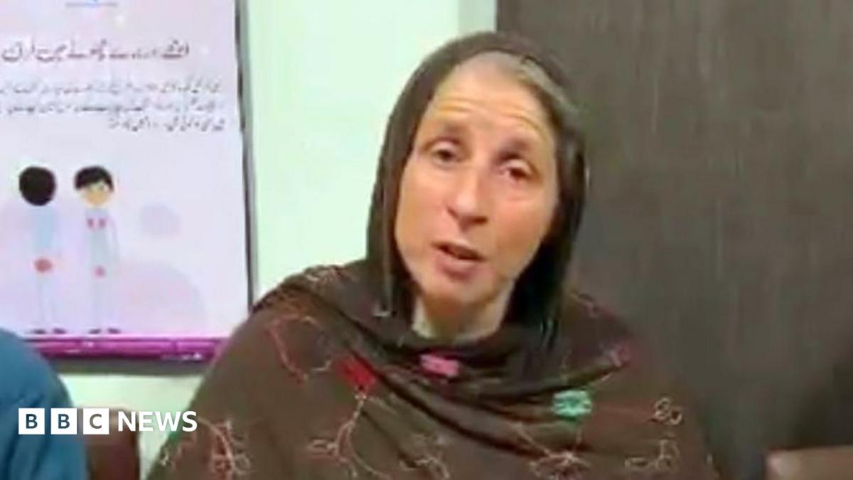 Fransız kadın Pakistan'da kocası tarafından 12 yıl alıkonuldu