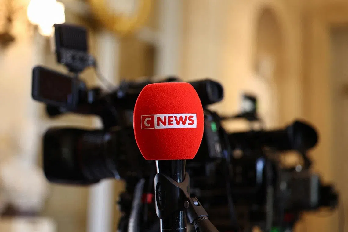 Fransız medya düzenleyicisinden muhafazakar CNews kanalına çoğulculuk uyarısı