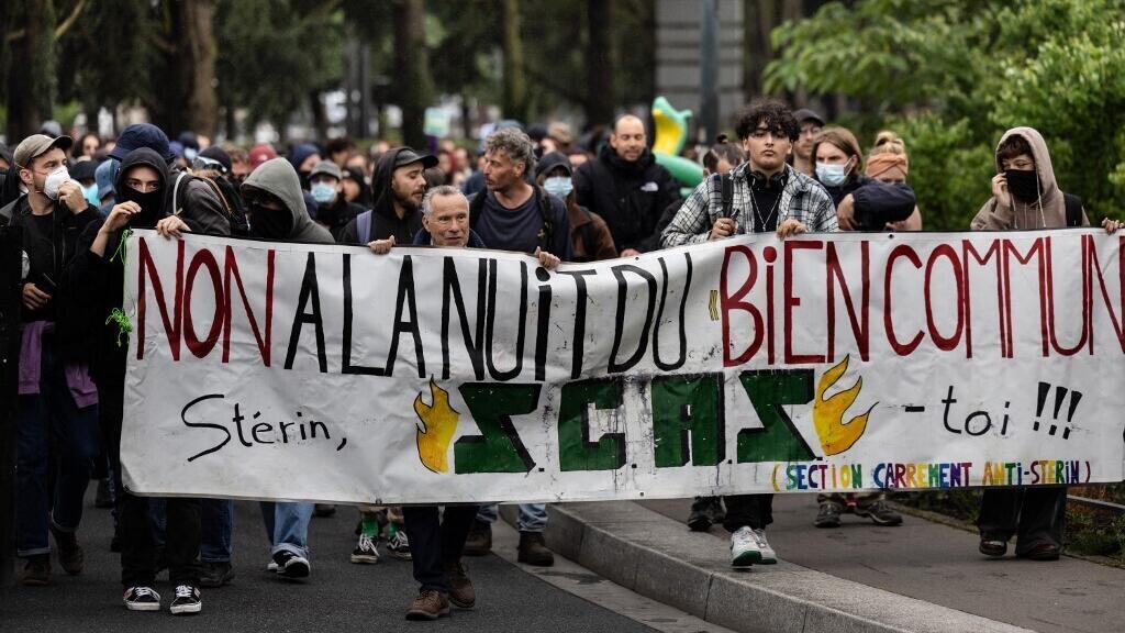 Fransız milyarder Stérin aşırı sağ ajandasını ilk kez meclis önünde açıkladı