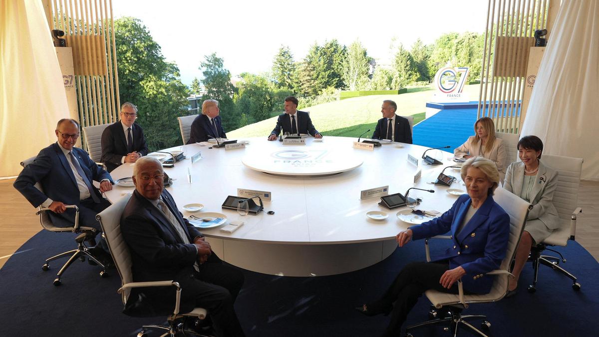 G7 Liderlerinden Ukrayna ve Batı Asya Zirvesi: Zelenskiy Fransa'da