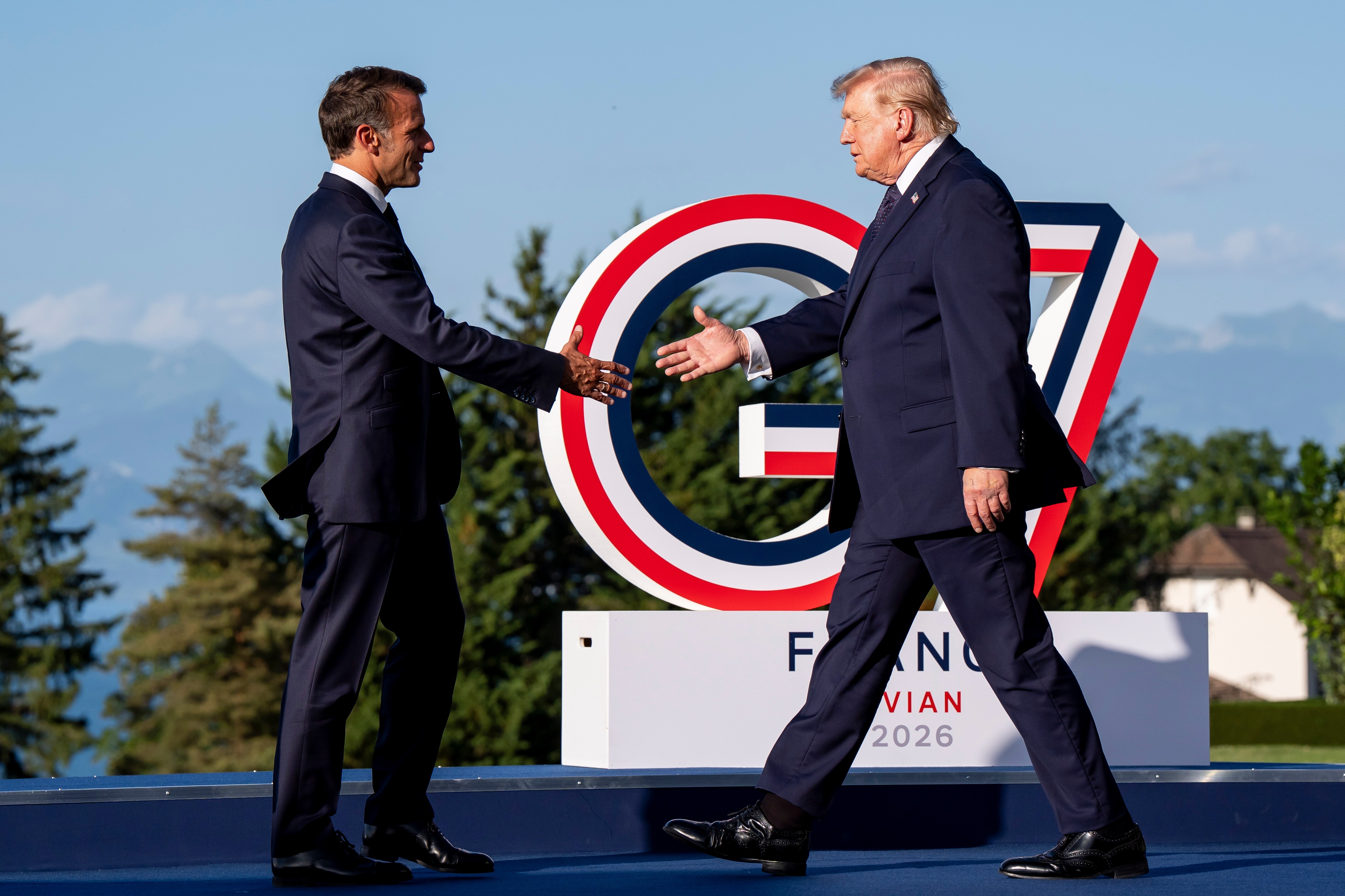 G7 Liderleri Fransa'da Ukrayna ve Orta Doğu'yu Görüşüyor