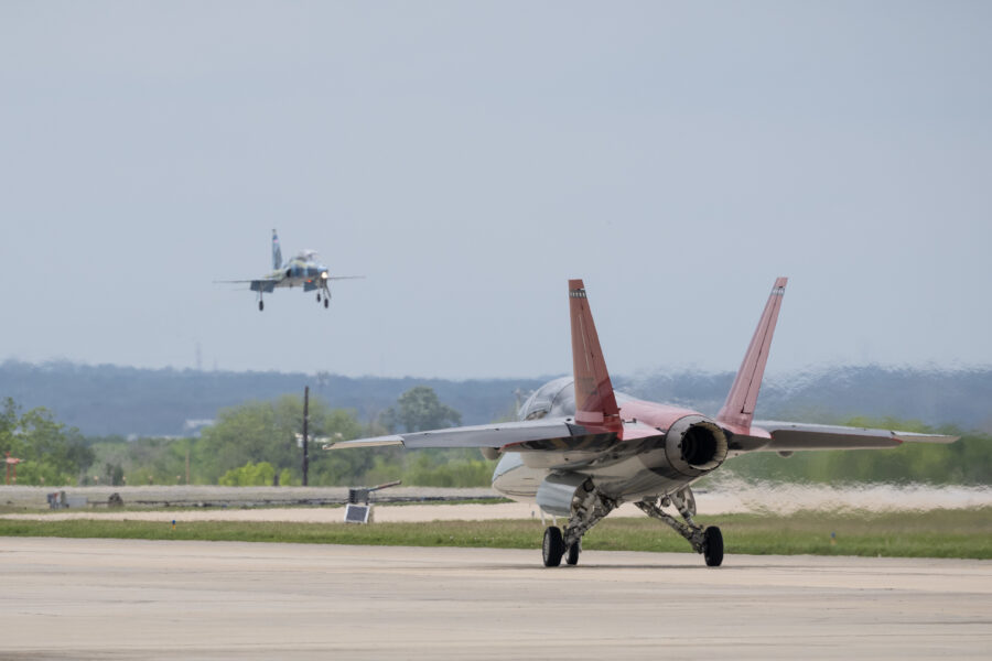 GAO Raporu: T-7A Red Hawk'ın Seri Üretim Kararı İki Yıl Ertelendi