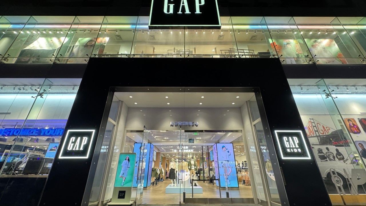 Gap, Çin'de 50 Yeni Mağaza Açacak: Yerelleşme Hamlesi Meyvesini Verdi