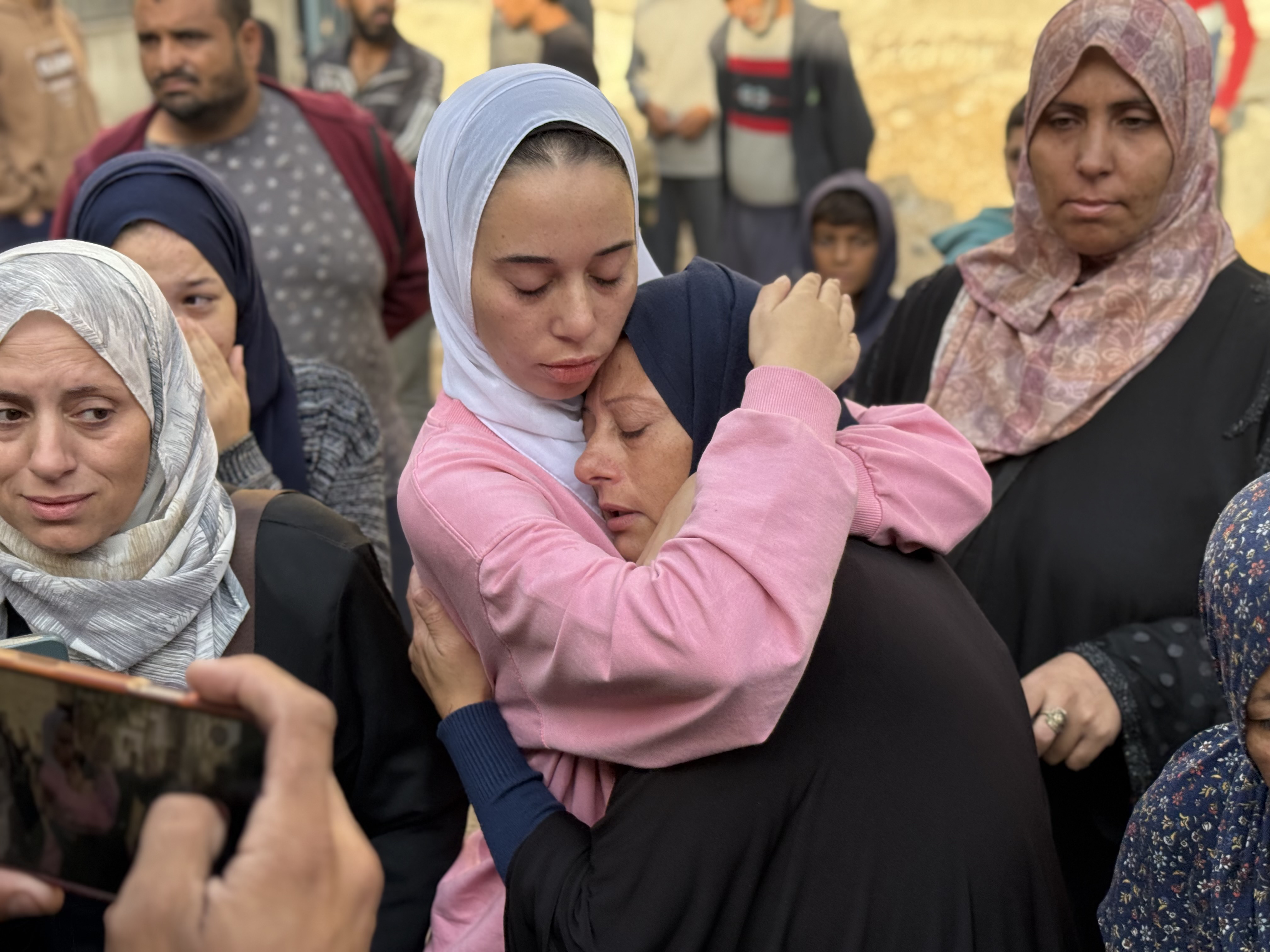 Gazze'de Ateşkesin Bir Yılı: NPR Muhabirinin Objektifinden