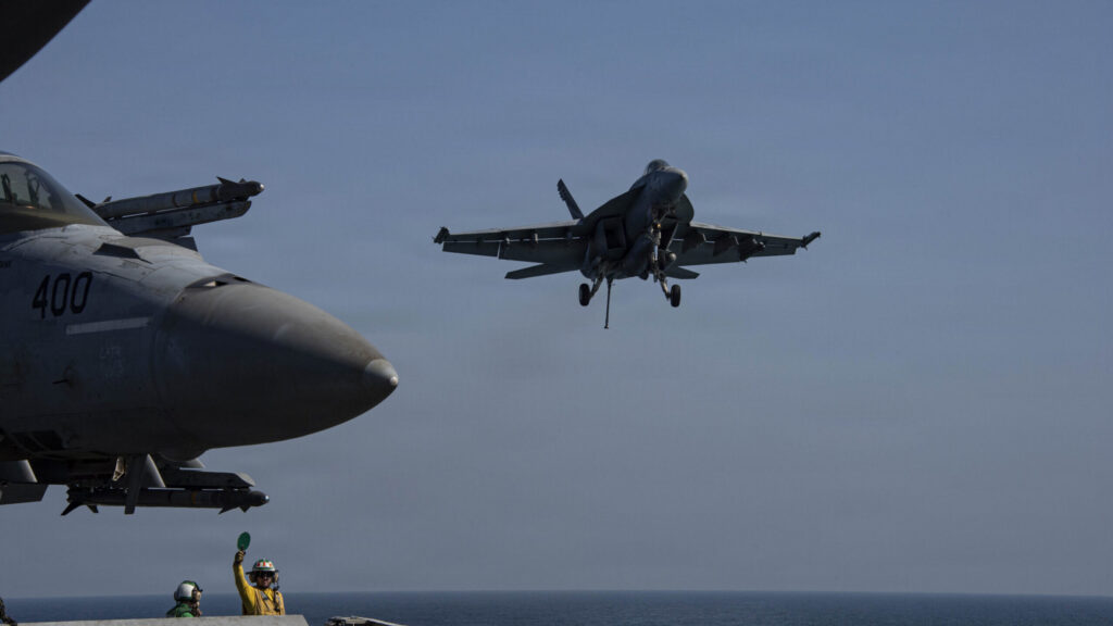GE, F/A-18 motor parçaları ve hipersonik test için anlaşma imzaladı
