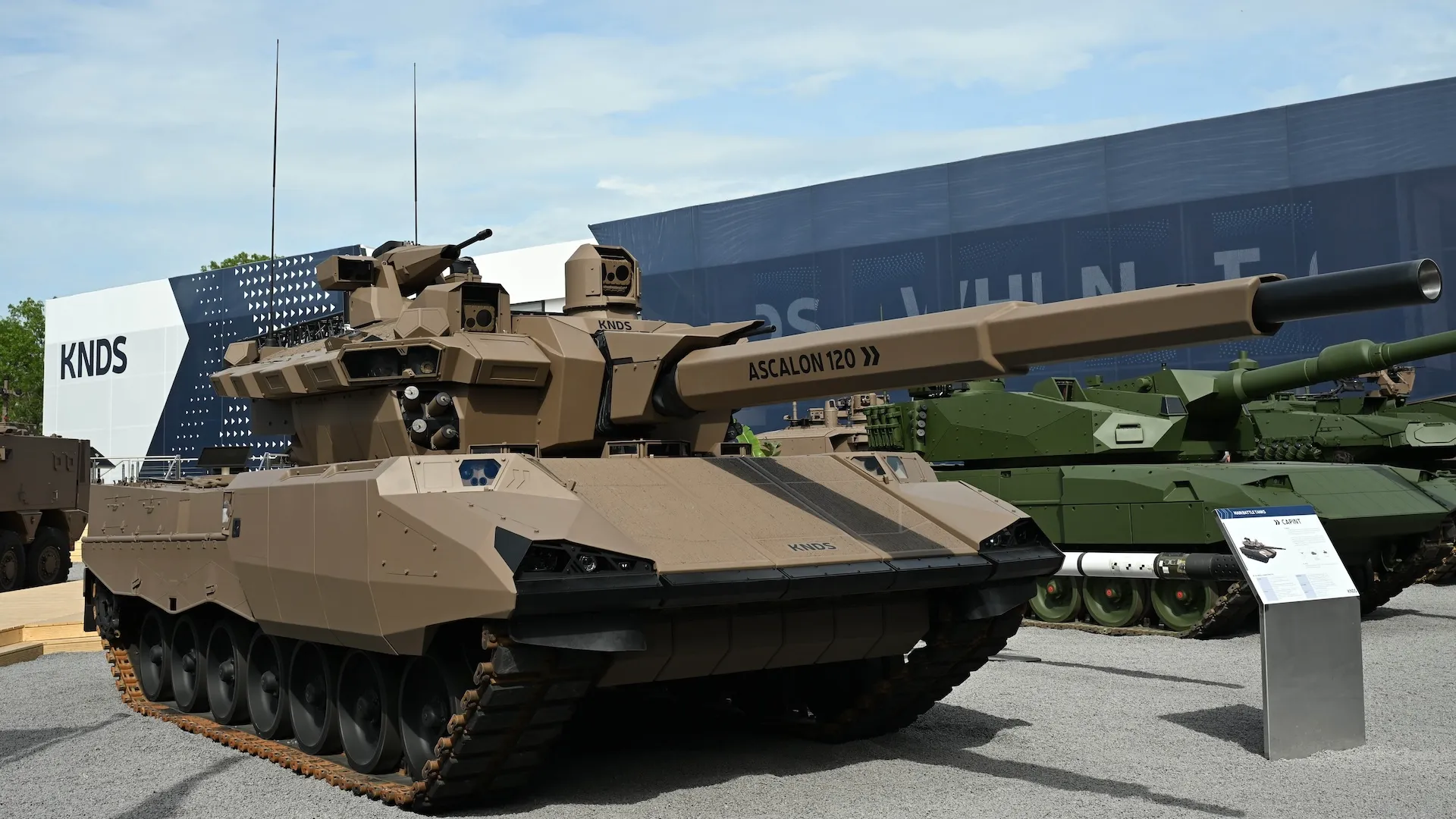 Geçici Muharebe Tankı Tanıtıldı; Avrupa'nın Geleceğin Tankı Projesi Gecikiyor