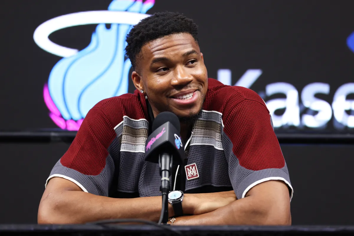 Giannis Miami'de İlk Antrenmana Çıktı: Takas Sonrası Yeni Dönem