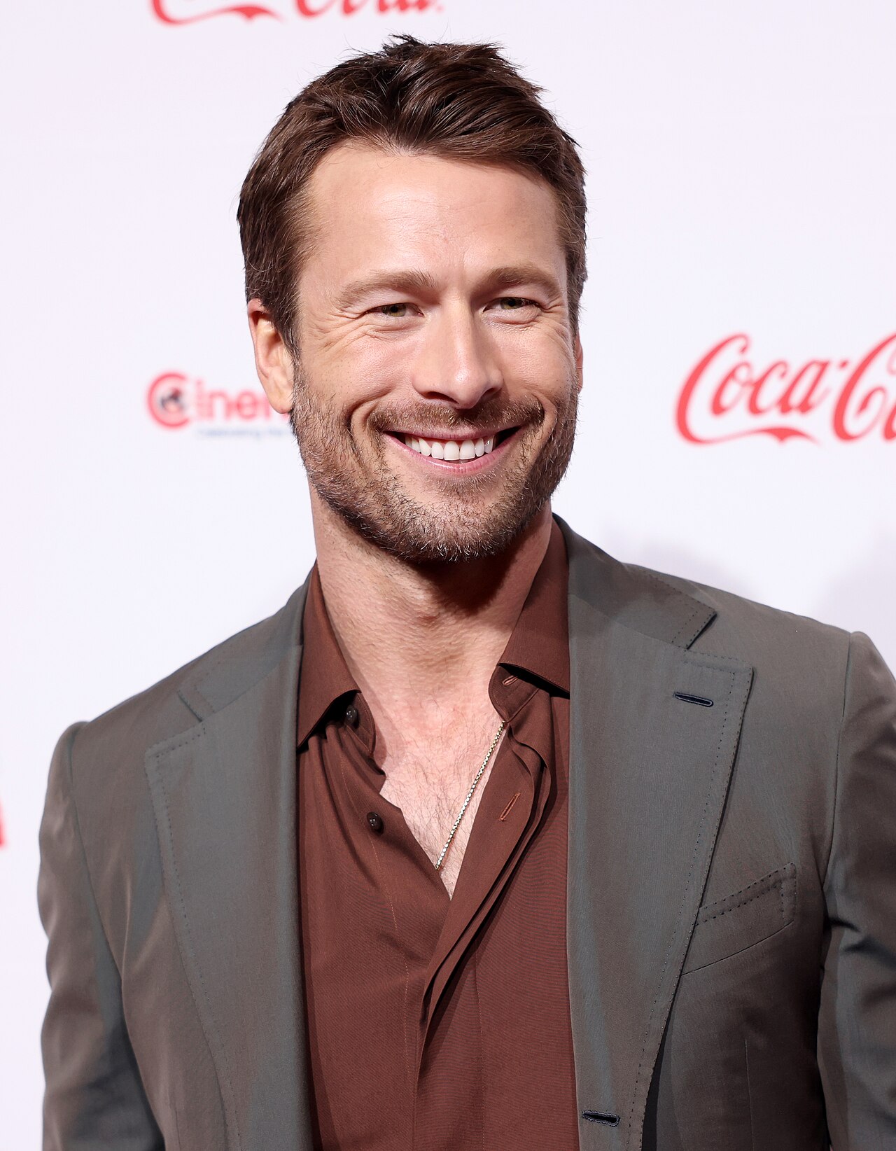 Glen Powell ve Hollywood'un Yeni Nesil Yıldız Diplomasisi