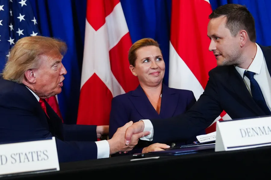 Grönland'da ABD için Tarihi Askeri Anlaşma
