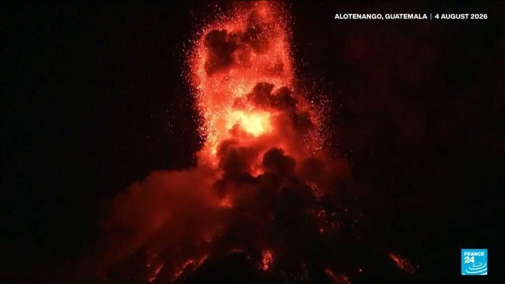 Guatemala'da Fuego Yanardağı Patladı: Yüzlerce Kişi Tahliye Edildi