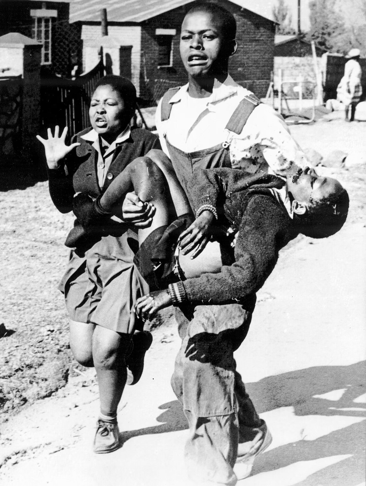 Güney Afrika'da 50 Yıl: Soweto Ayaklanmaları Sonrası Ne Değişti