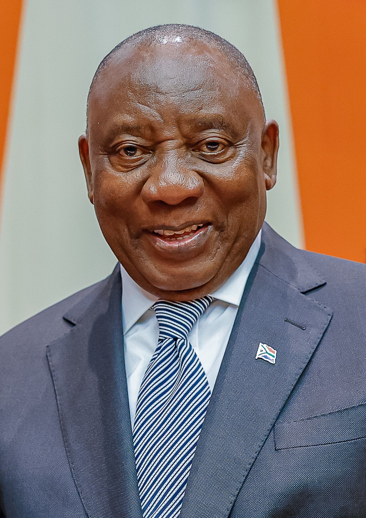 Güney Afrika'da ANC yerel seçim öncesi oy kaybıyla karşı karşıya
