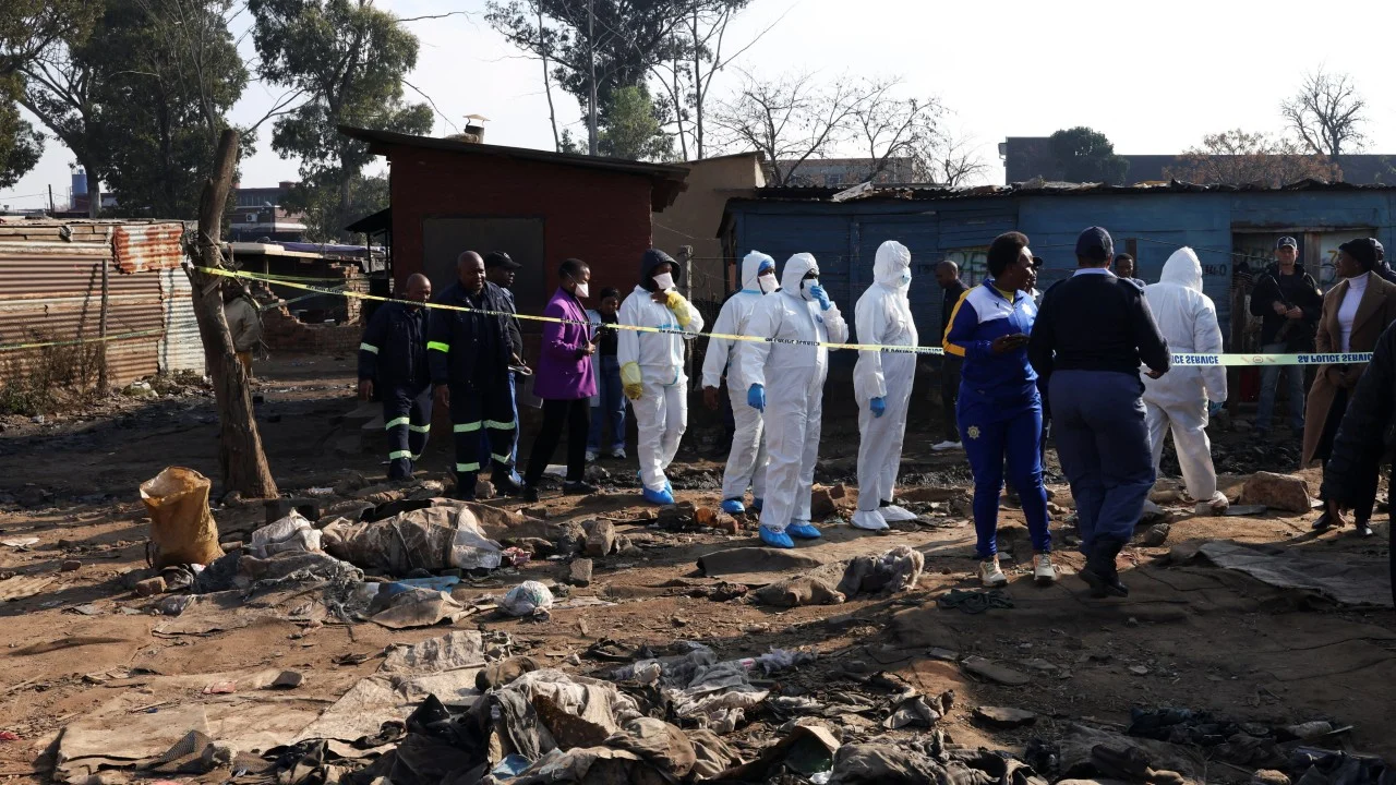 Güney Afrika'da silahlı saldırı: 12 kişi öldü