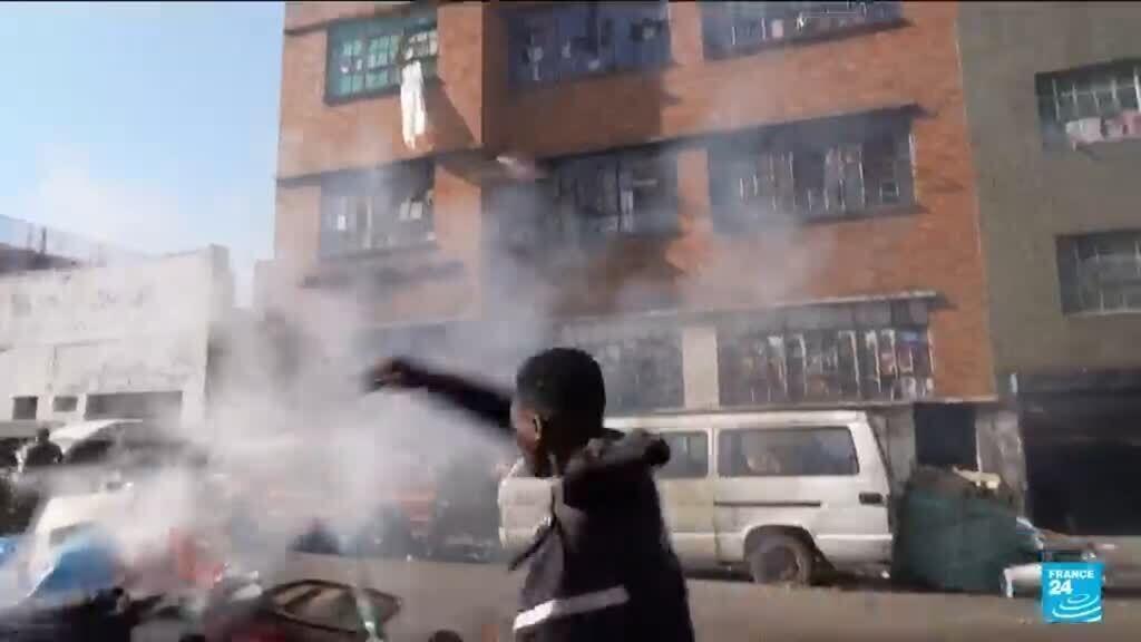 Güney Afrika'da yabancı düşmanlığı: 15 bin Malavili ülkesine döndü