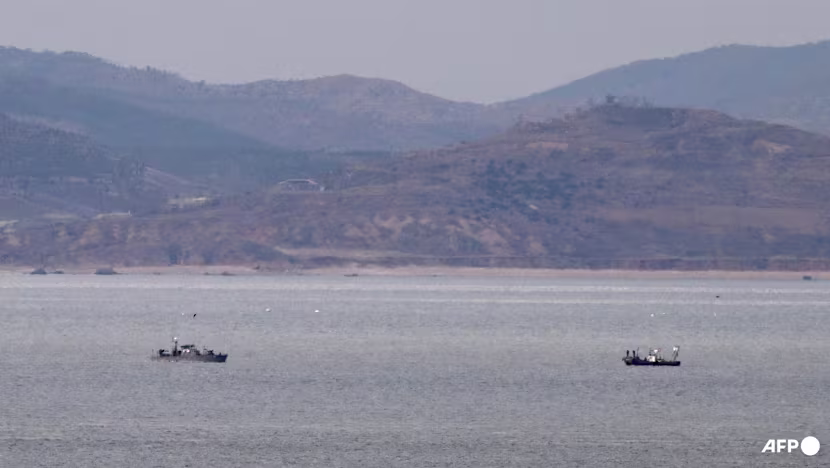 Güney Kore, kayıp denizcisi için Kuzey Kore'den yardım istedi
