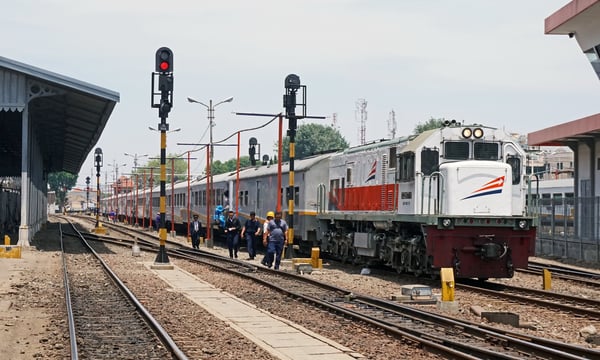 Güneydoğu Asya'da Demiryolu Aracı: İthalat mı, Üretim mi