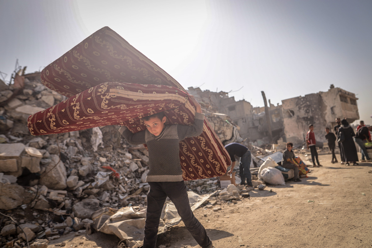 Hamas: İsrail ateşkesi baltalamak için Gazze'de 'sarı hattı' genişletiyor