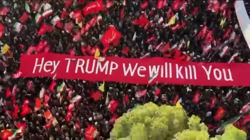 Hamenei'nin cenaze törenlerinde ABD karşıtı öfke ön planda