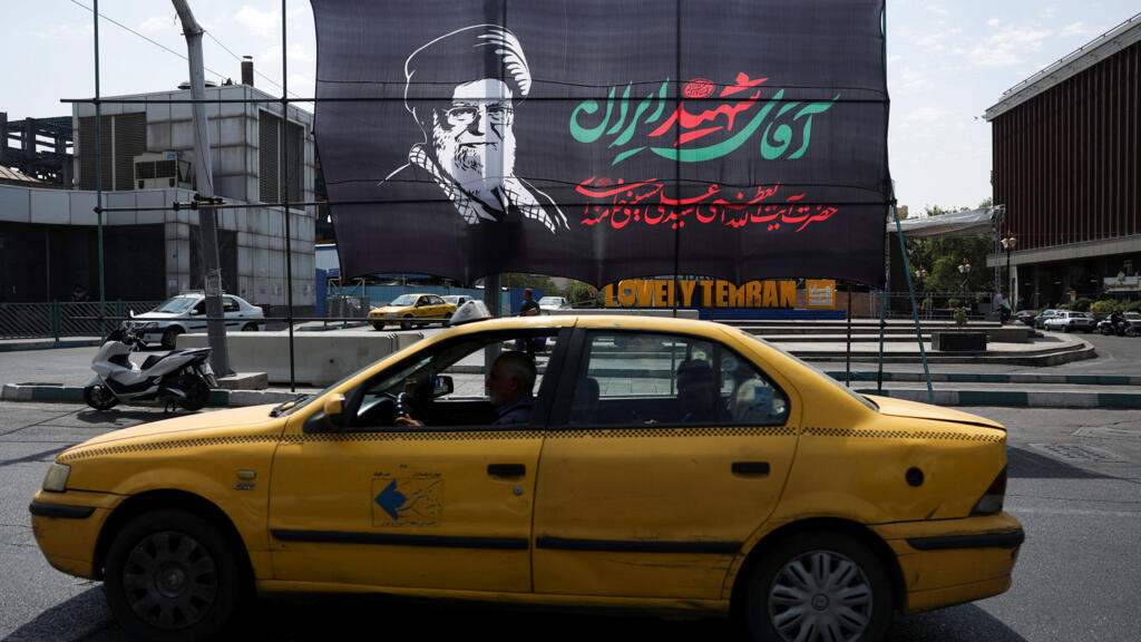 Hamenei Sonrası İran: Yeni Lider Ülkeyi Nereye Taşıyacak