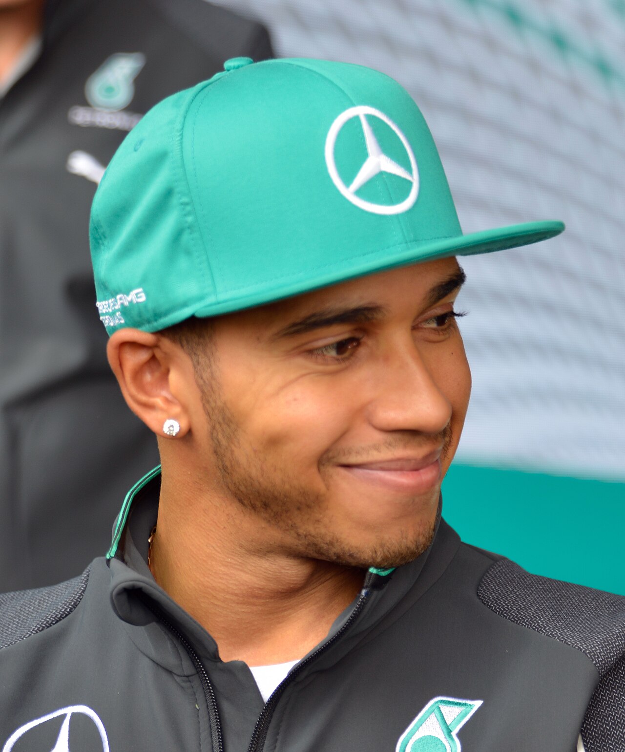 Hamilton, Ferrari'nin pahalı pit stop kararını sorguladı