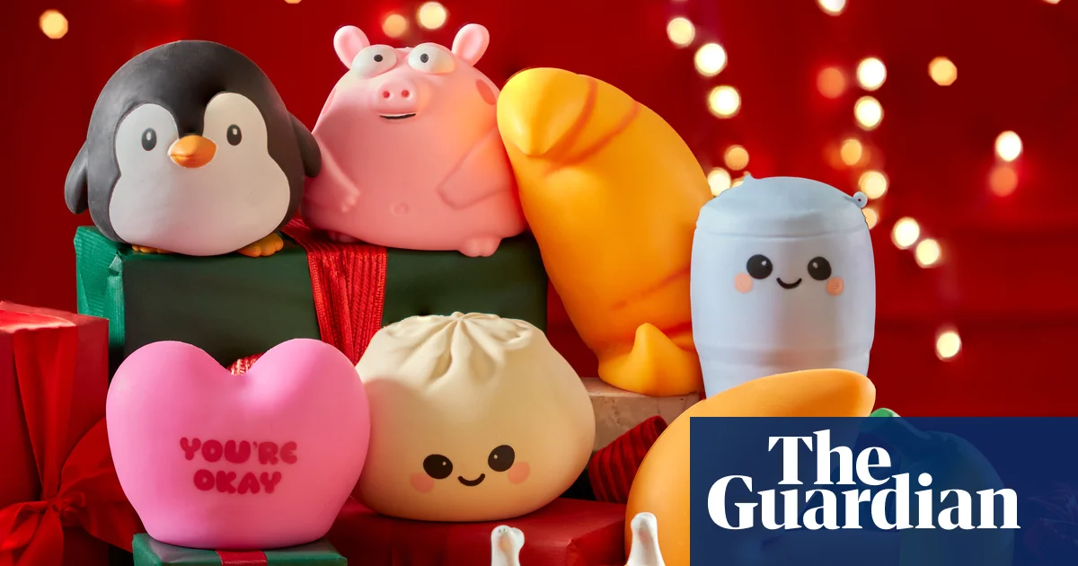 Hamleys'in Noel oyuncak listesinde 10 sterlinlik 'sıkılabilir muz' dikkat çekiyor