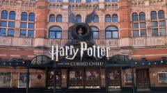 Harry Potter Sahne Uyarlaması Tek Perdeye İniyor: Maliyet Krizi Prodüksiyonu Dönüştürdü